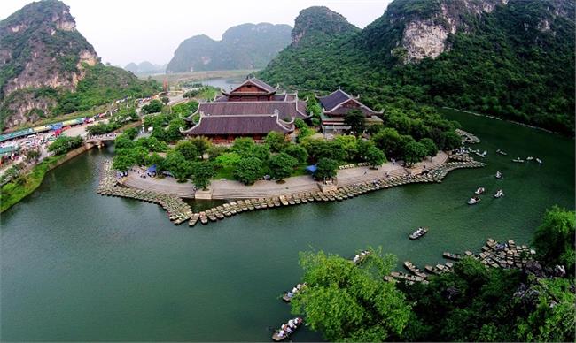 Explore Hoa Lu - The first ancient capital of Vietnam