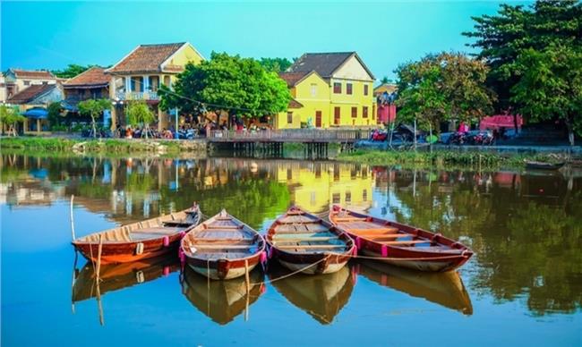 Explore Hoi An, the ancient town with Eastern oriental classic captivation