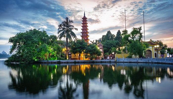 Norther Vietnam Tour 5 Days: Hanoi - Halong Bay - Ninh Binh