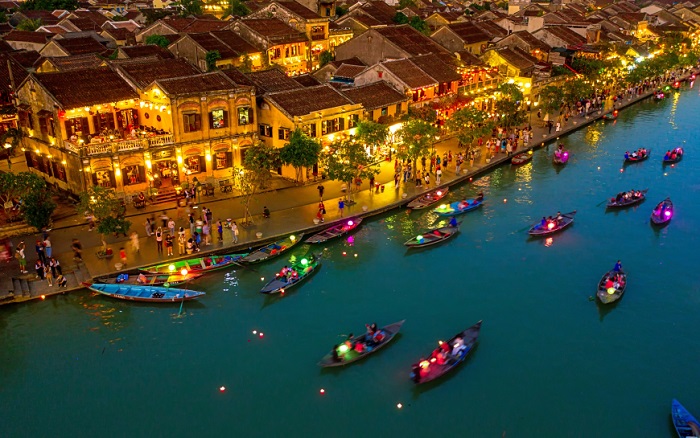 4 Days Central Vietnam World Heritages Tour