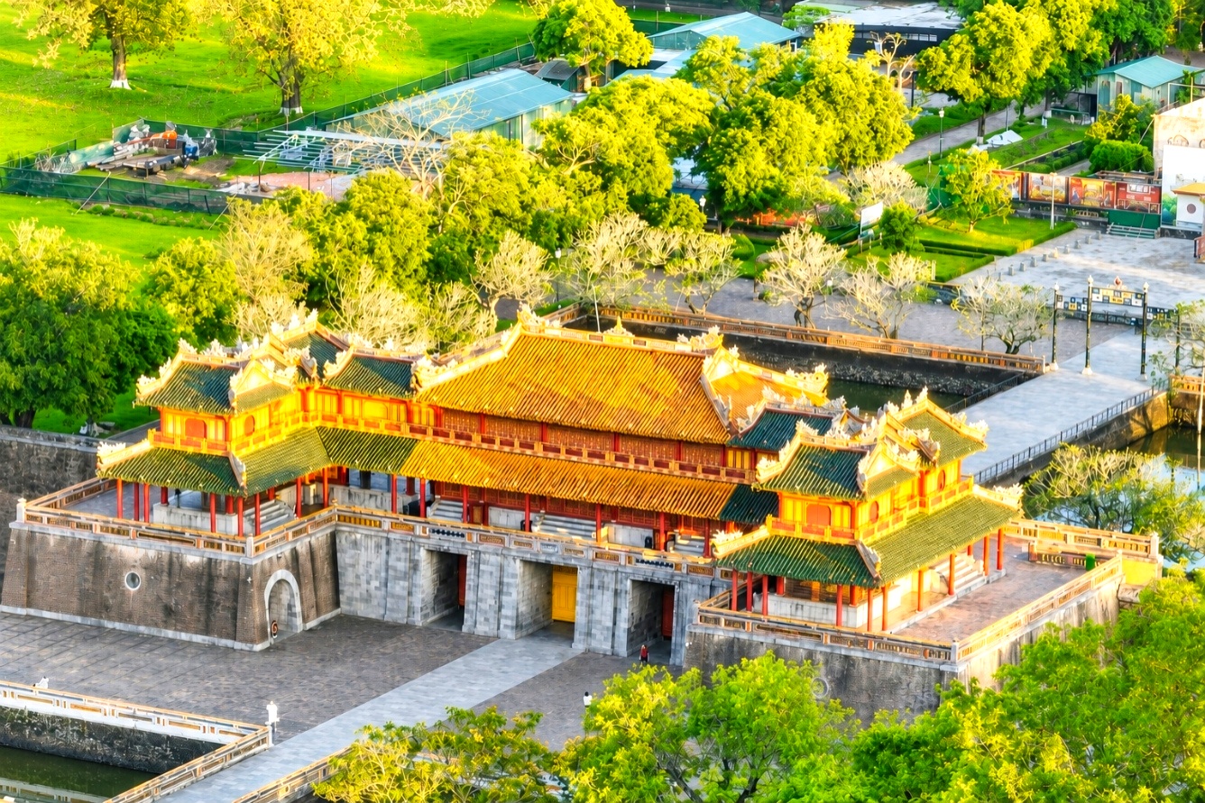 Đại Nội Huế: Địa chỉ, giá vé & kinh nghiệm tham quan